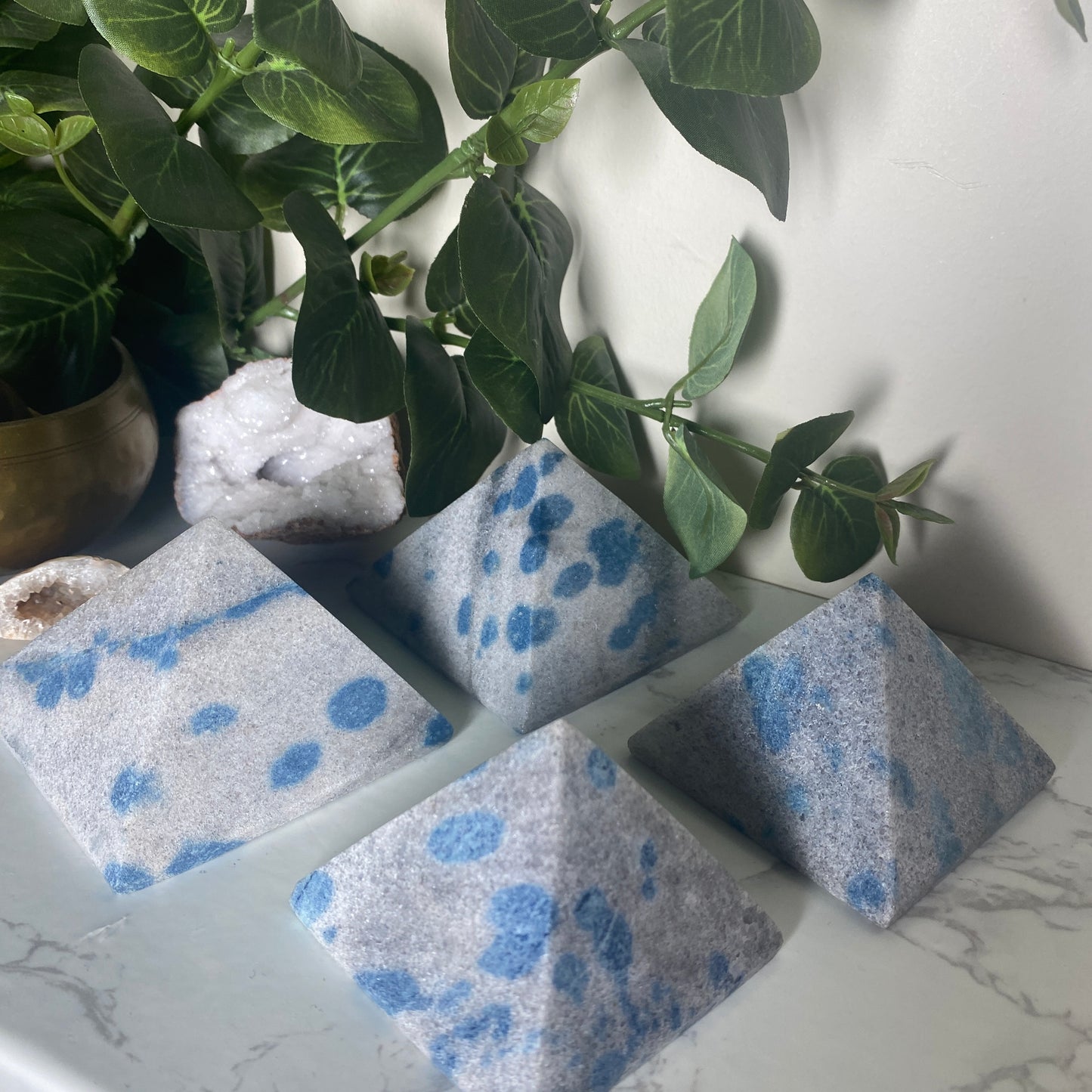 K2 ‘Raindrop Azurite’ Pyramids - Earth Elements UK