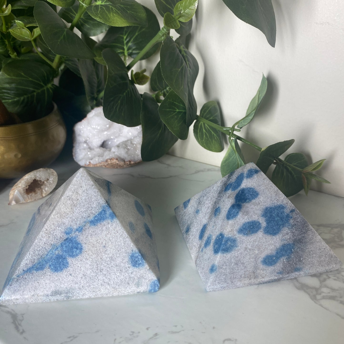 K2 ‘Raindrop Azurite’ Pyramids - Earth Elements UK