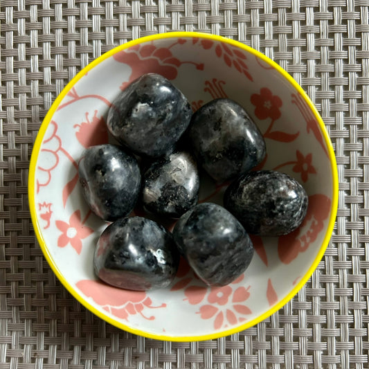 Lavikite Small Tumble