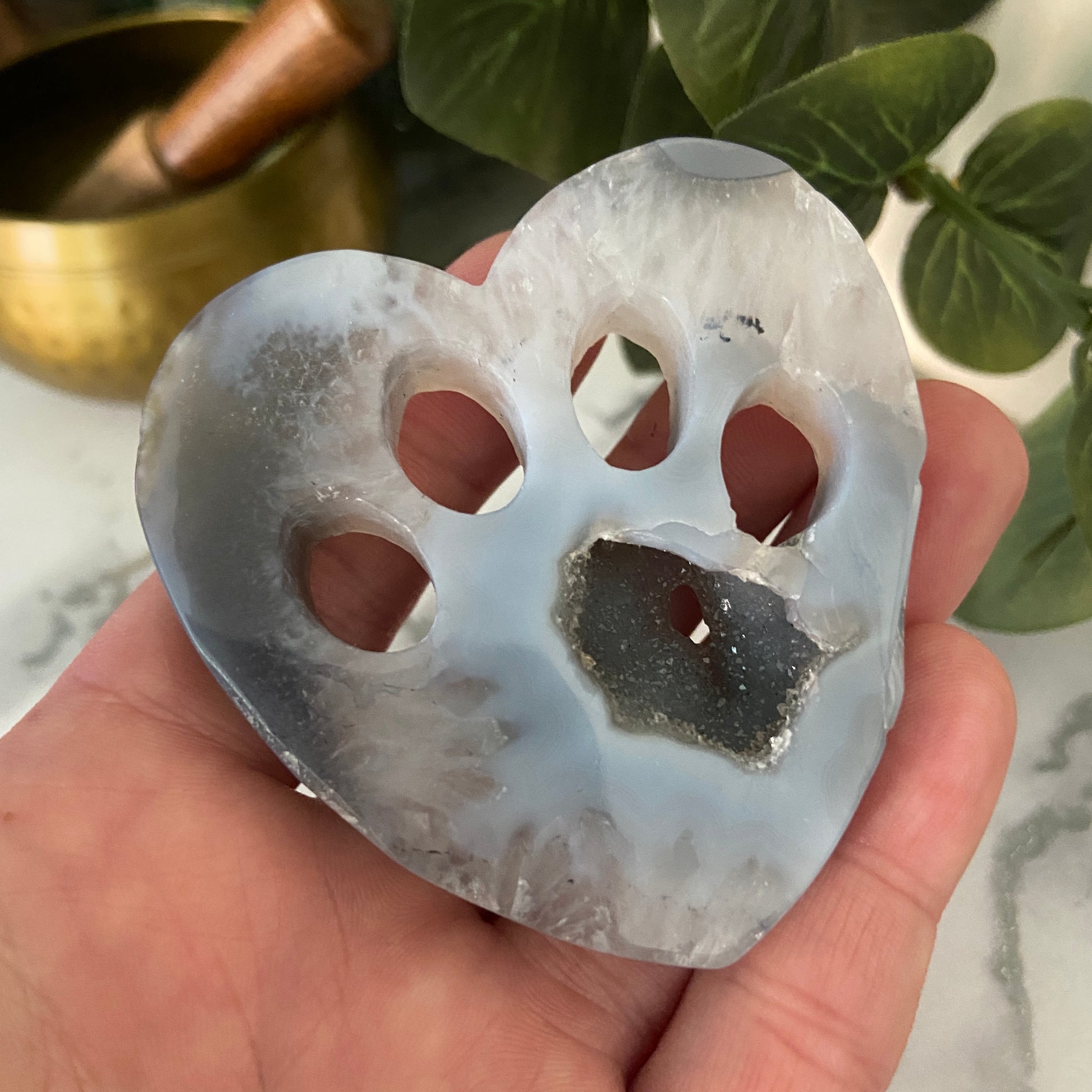 Agate Druzy Heart Paw Print - Earth Elements UK