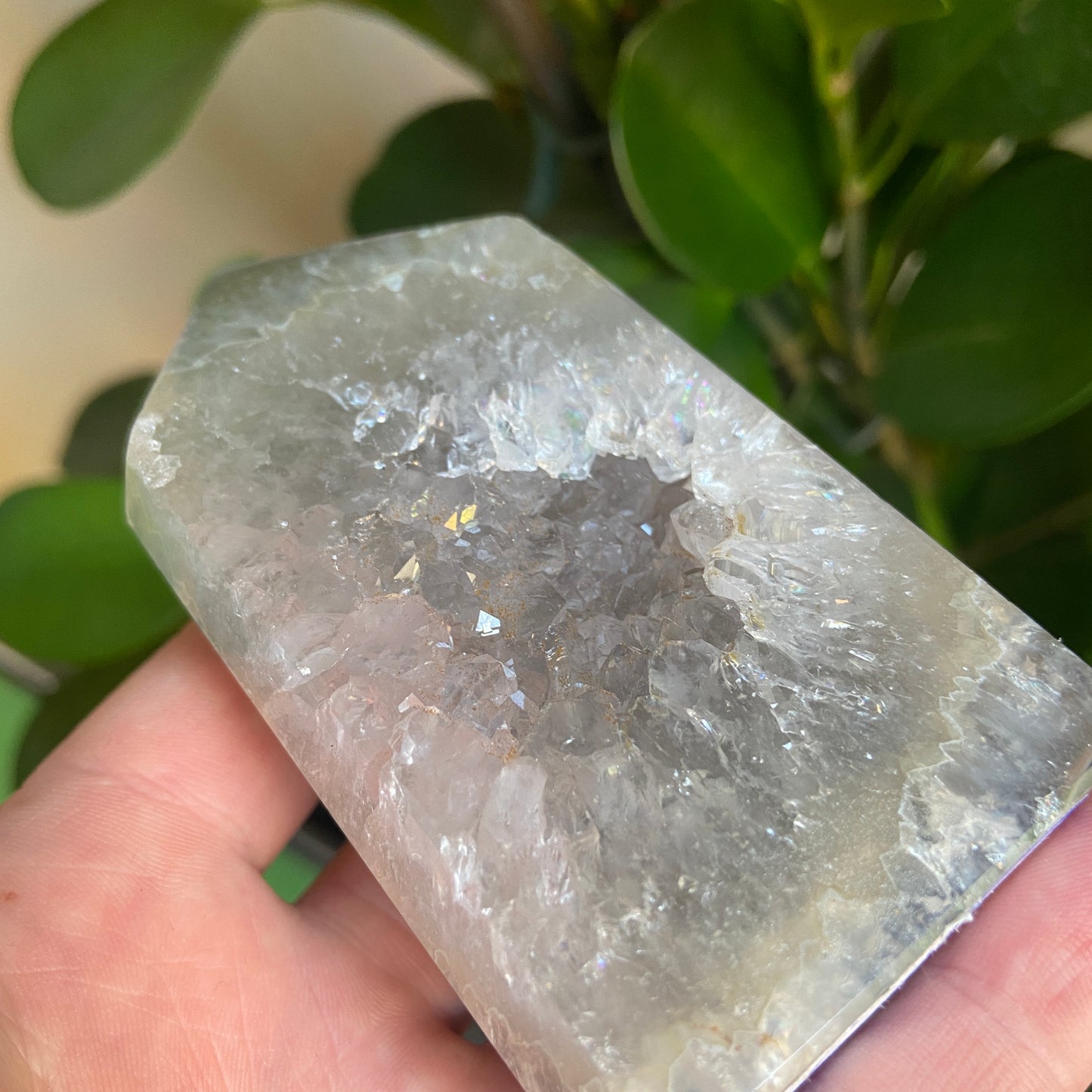 Druzy Agate Point – 257g - Earth Elements UK