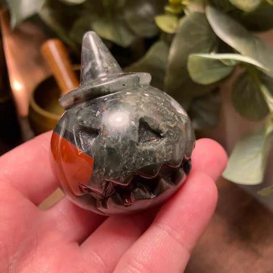 African Bloodstone Carved Pumpkin - Earth Elements UK