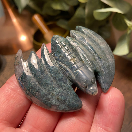 Moss Agate Bat 60mm - Earth Elements UK