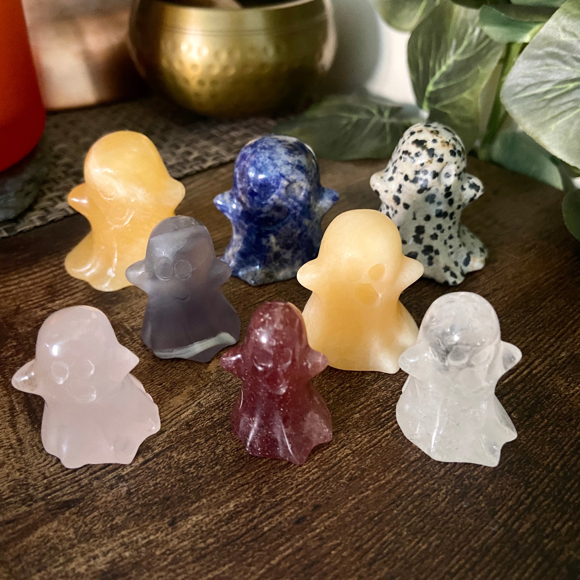 Small Ghost Carvings - Earth Elements UK