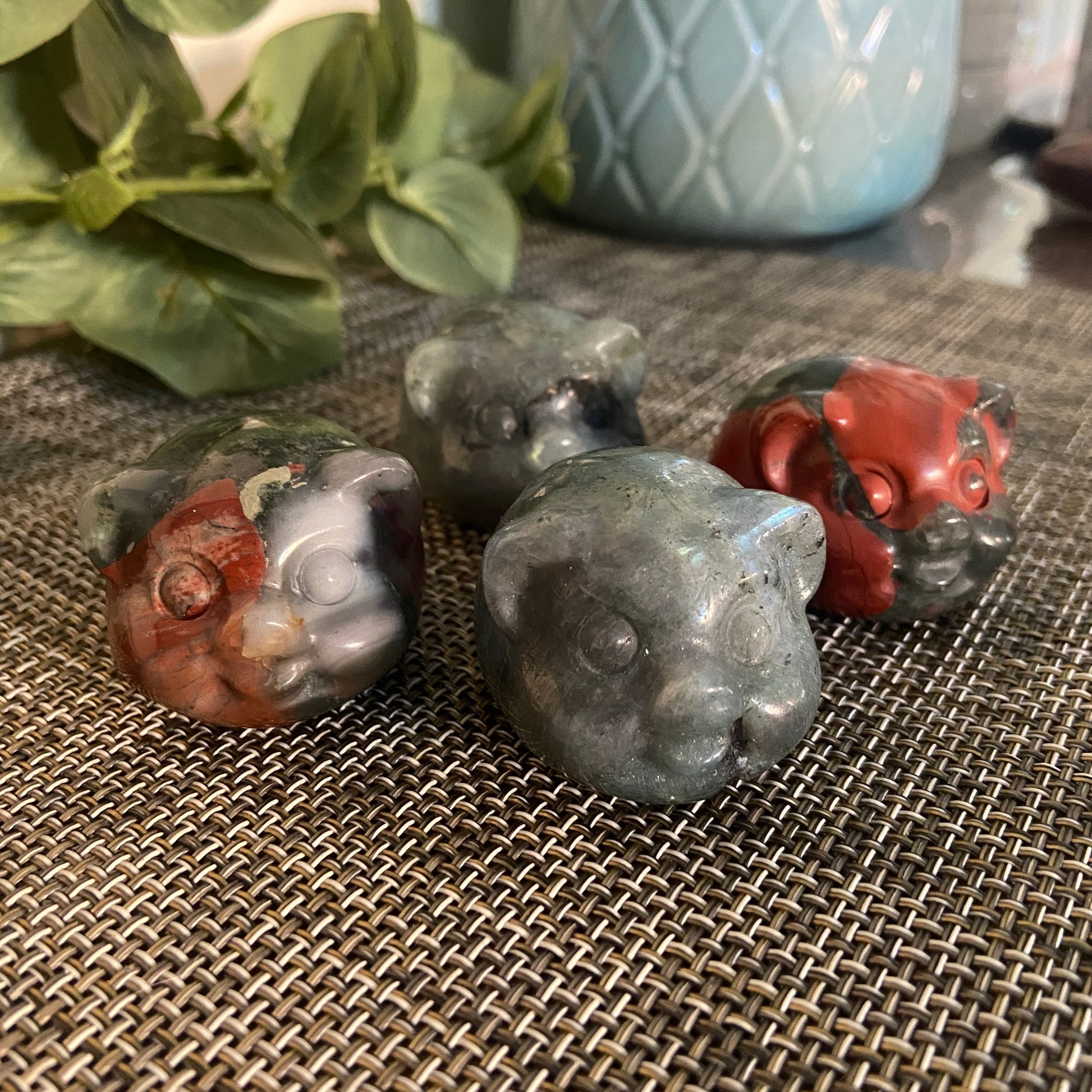 Chunky Pig Carvings - Earth Elements UK
