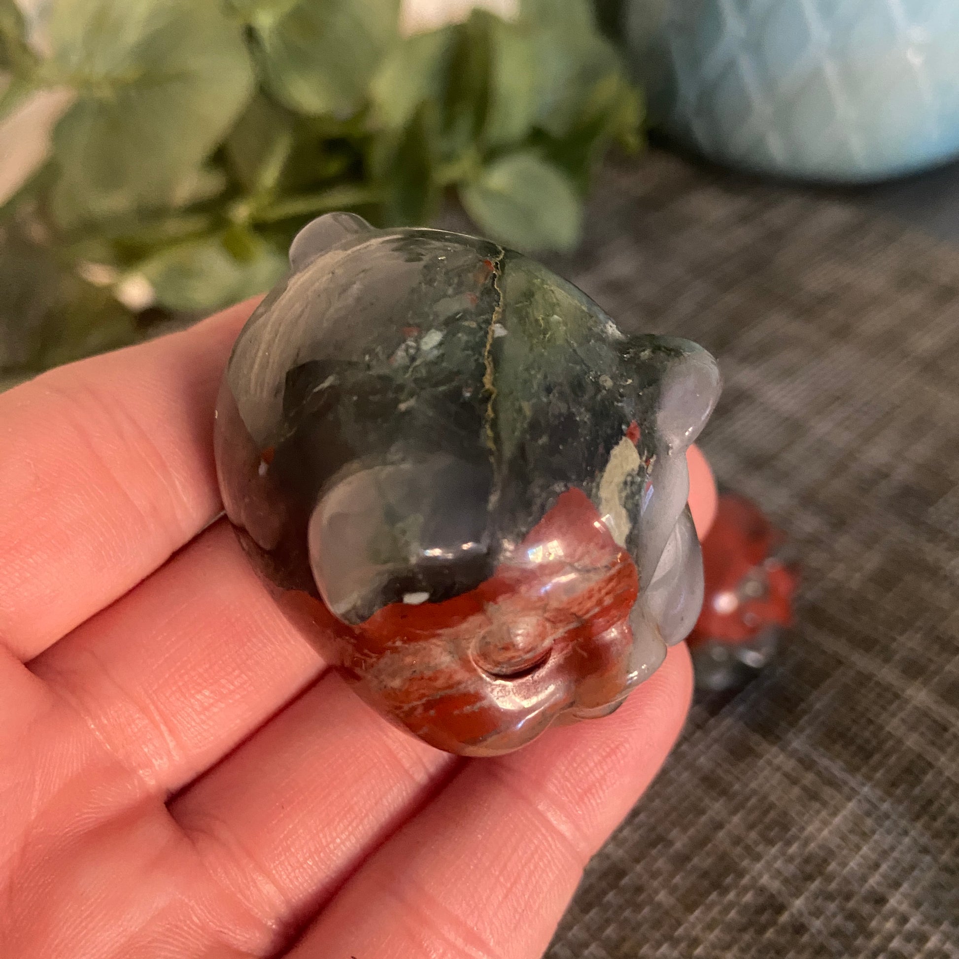 Chunky Pig Carvings - Earth Elements UK