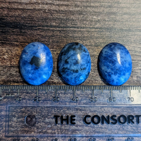 Blue Spot Cabochons Set x 3