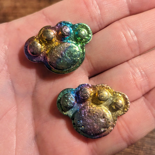 Bismuth Mini Paw Print