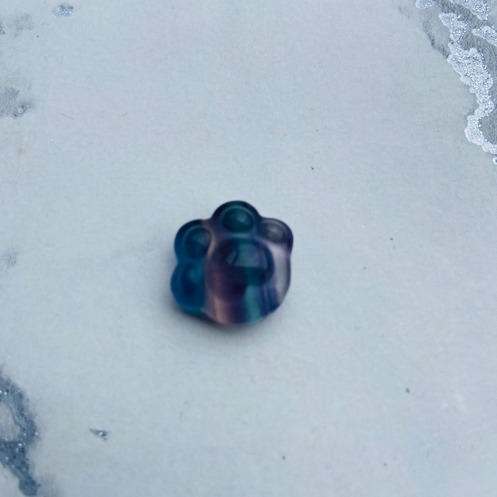 Mini Crystal Paw Print - Earth Elements UK