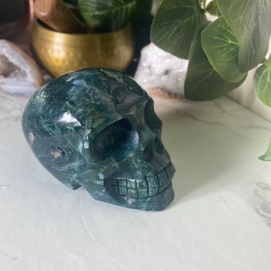 Medium Moss Agate Skull - Earth Elements UK